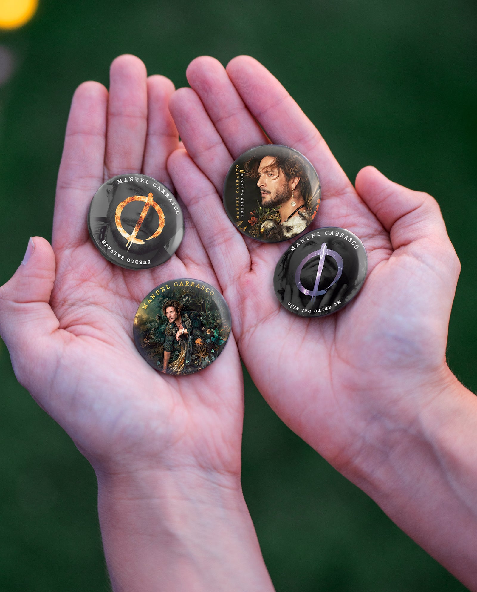 Manuel Carrasco - Pack 4 chapas "Pueblo Salvaje II"